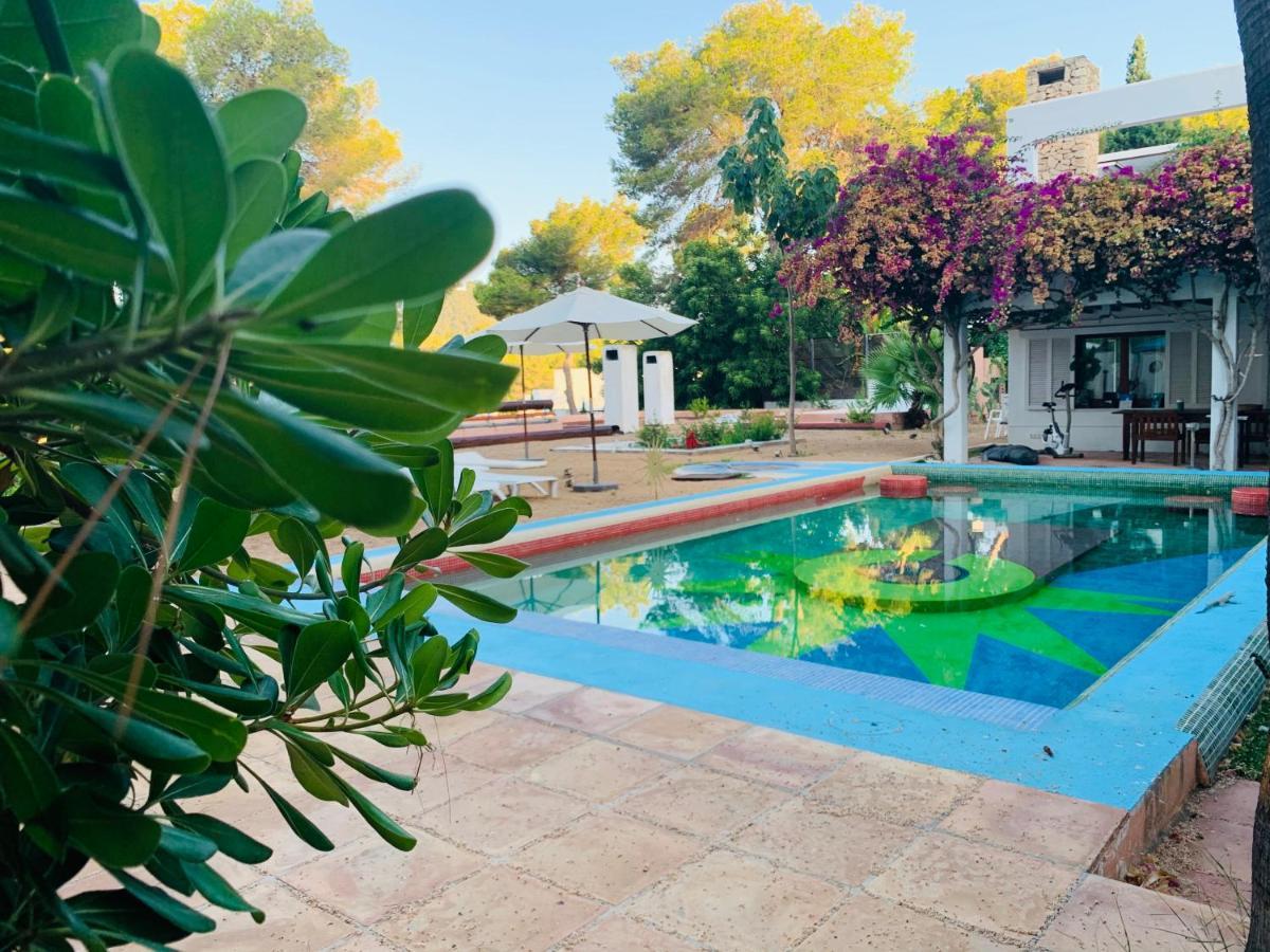 Bed and Breakfast Ibiza Paradise Санта-Еулалія-дель-Ріо Екстер'єр фото